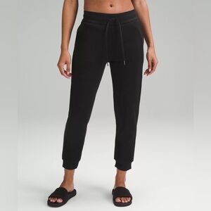 Lululemon Scuba Jogger - Black